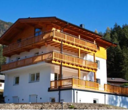 Alpenmond Appartment Halbmond Leutasch Exterior foto
